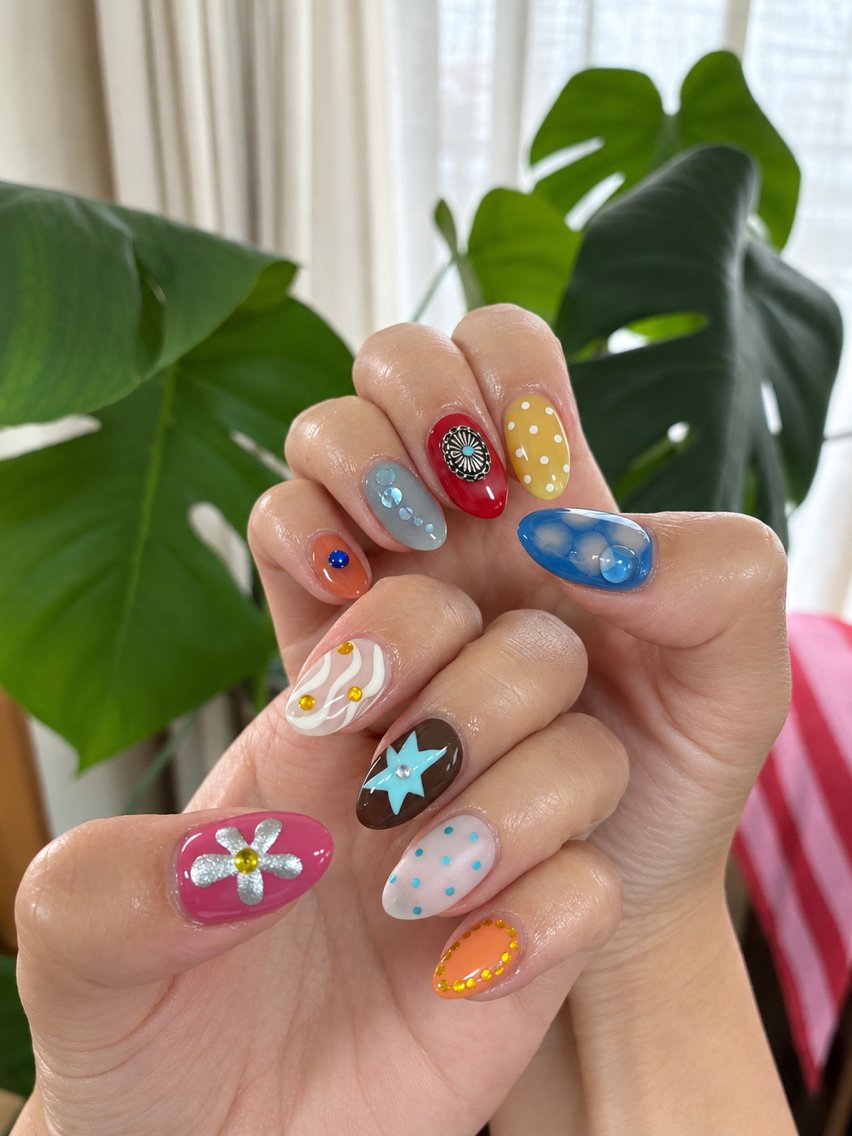 ネイル shiki_nail 🪐のネイルデザイン