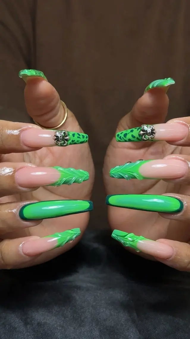 ネイル 持ち込み ワンホンネイル ハンドネイル AKIKO NAILのネイルデザイン