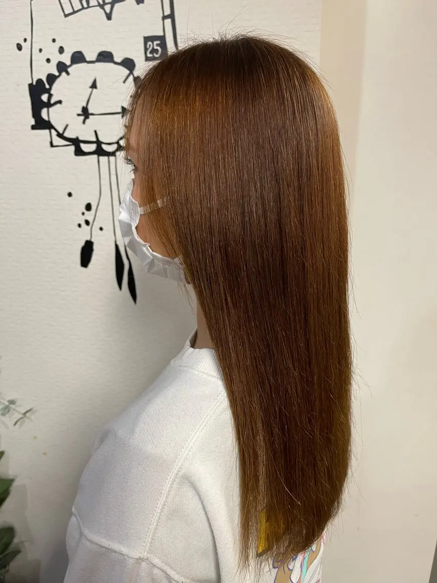ロング カラー シノザキ キナのヘアスタイル
