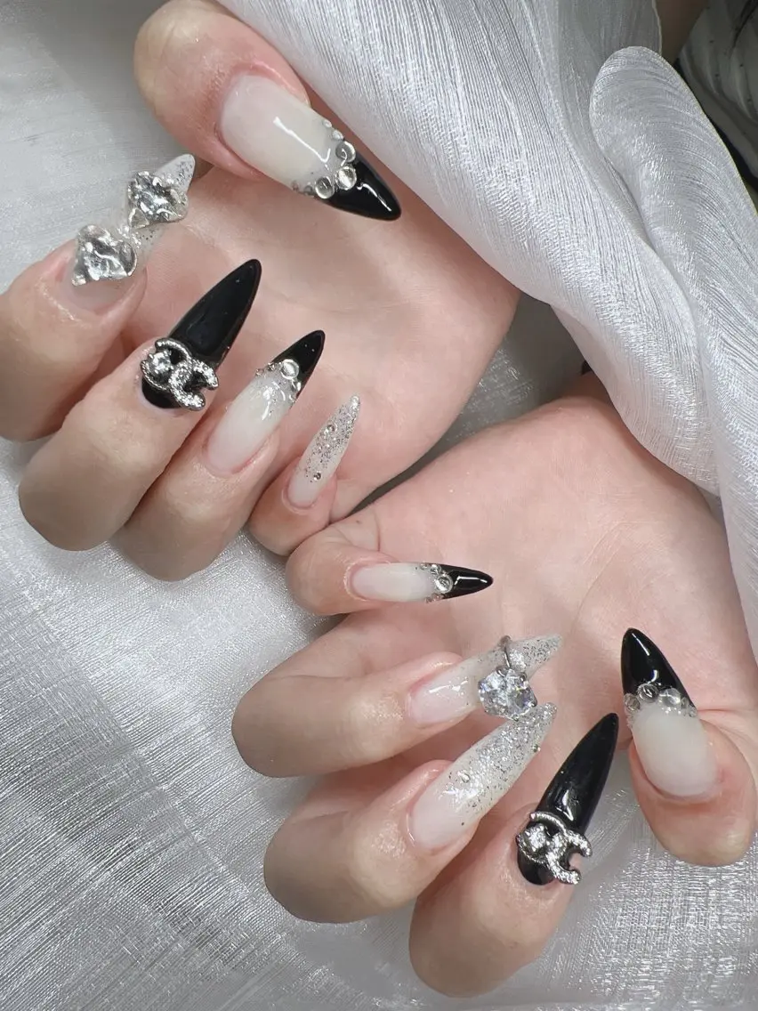 ネイル Lee Nails チップ長さだし専門店のネイルデザイン