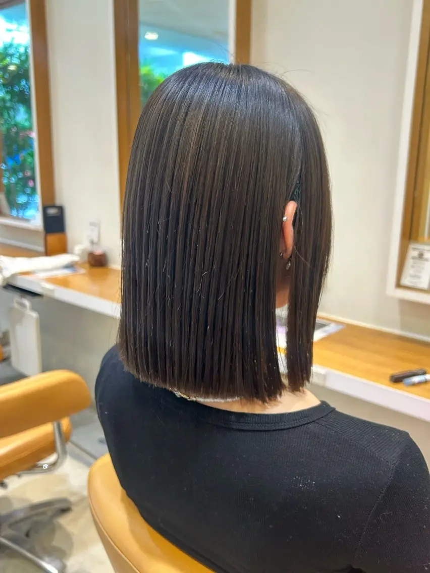 ミディアム ボブ 吉田 愛花のヘアスタイル