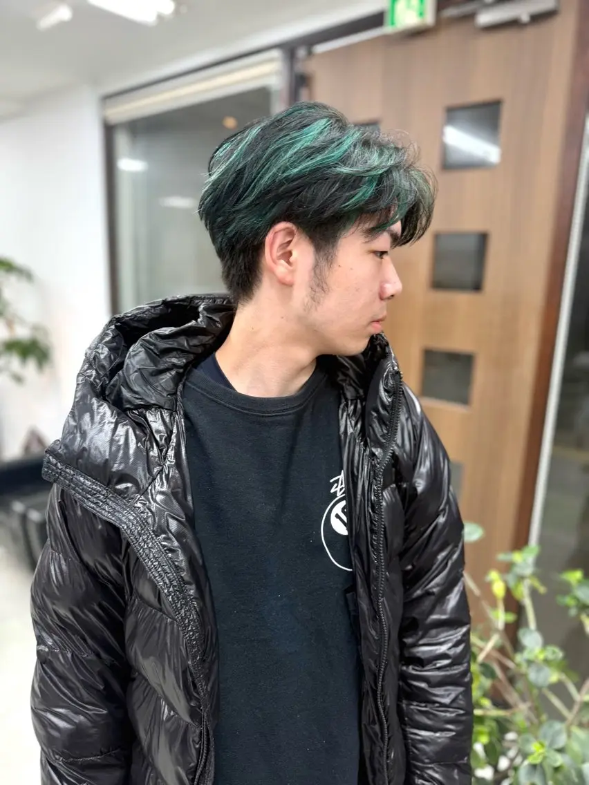ショート カラー メンズ メンズメッシュ エメラルドグリーン メッシュ カット ヘアカラー メンズパーマの達人 / タカシマダイスケのヘアスタイル