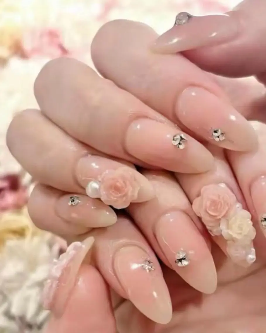 ネイル ハンドネイル KARI ネイルサロンのネイルデザイン