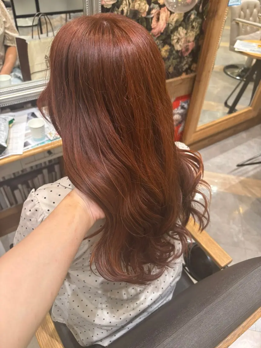 カラー 小浜 久実のヘアスタイル