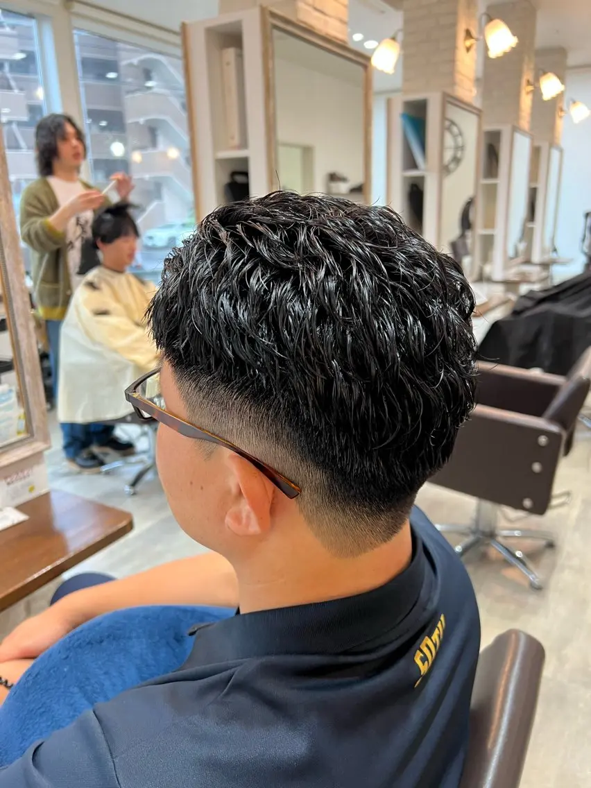 メンズ メンズパーマ 刈り上げ 白田 妃美希のヘアスタイル