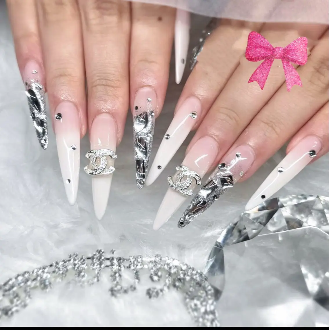 ネイル ハンドネイル Doris Nail Salonのネイルデザイン