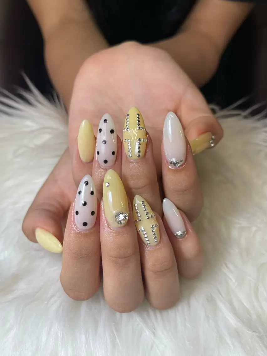 ネイル ハンドネイル NiJi Nailsのネイルデザイン