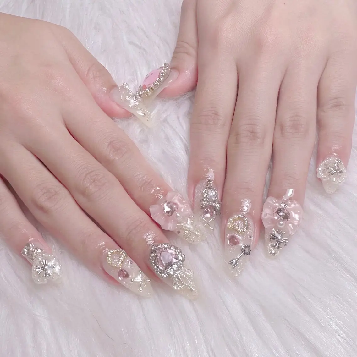 ネイル ハンドネイル Mari 🎀のネイルデザイン
