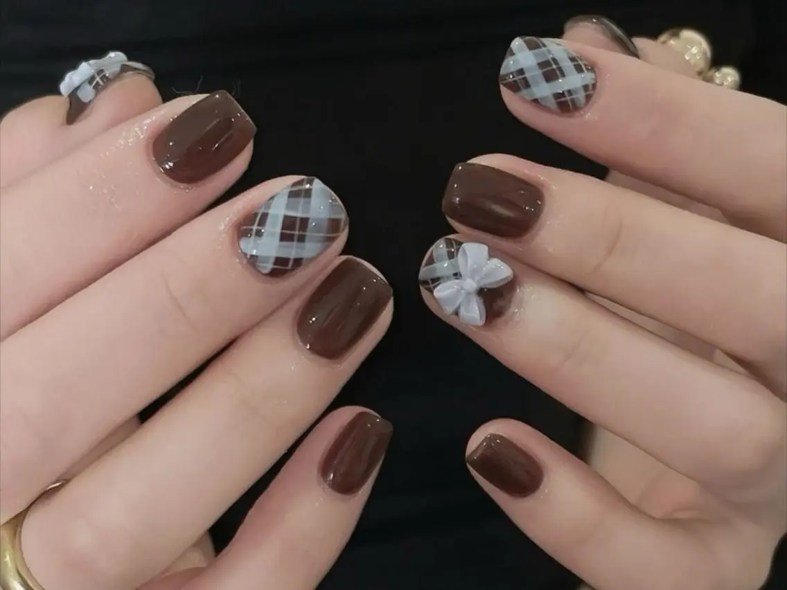 ネイル メンズ メンズ韓国風 アニマル柄 べっ甲ネイル ボルドー ブラウン ハンドネイル ハンドケア NEW NAIL池袋 韓国・ワンホンネイルのネイルデザイン