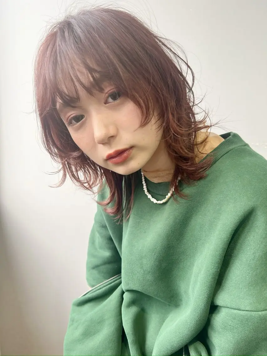 ミディアム カラー レイヤーカット カット ヘアカラー ウルフ🤍渋谷 🤍Mizukiのヘアスタイル