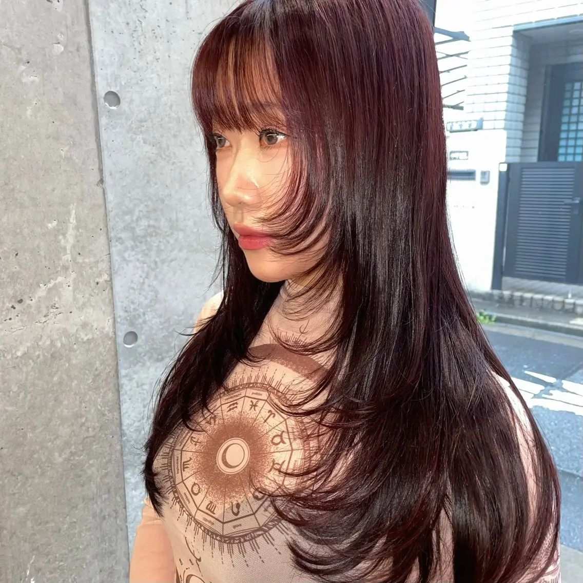 ロング カラー ブリーチ ボルドーカラー ダブルカラー ブリーチなしカラー ヘアカラー トリートメント ヘッドスパ Mizobe misakiのヘアスタイル