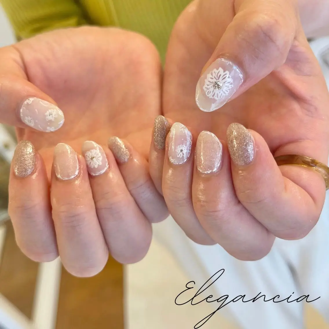 カラー ネイル Elegancia. Hiromiのネイルデザイン