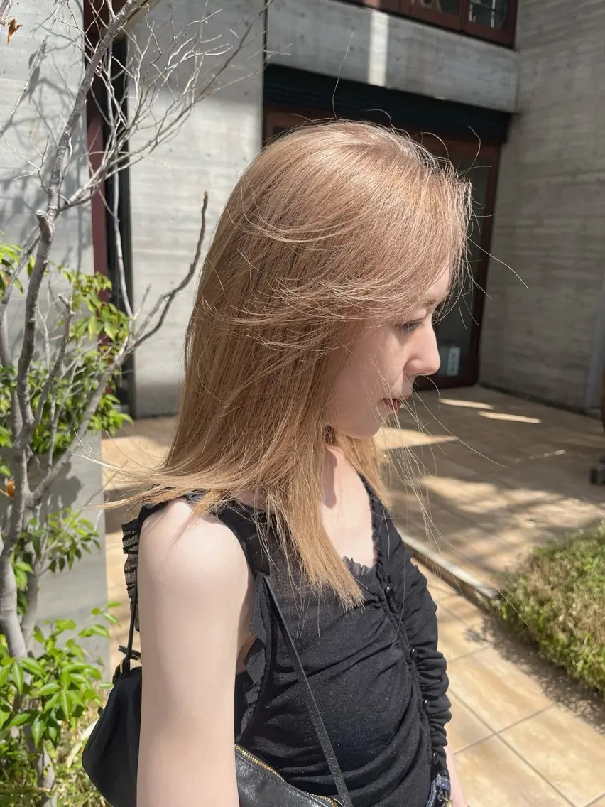 セミロング カラー 顔周りカット 韓国風ヘア 似合わせカット ヘアカラー 🤎𝐌𝐚𝐨⌇ お悩み解決美容師🤎のヘアスタイル
