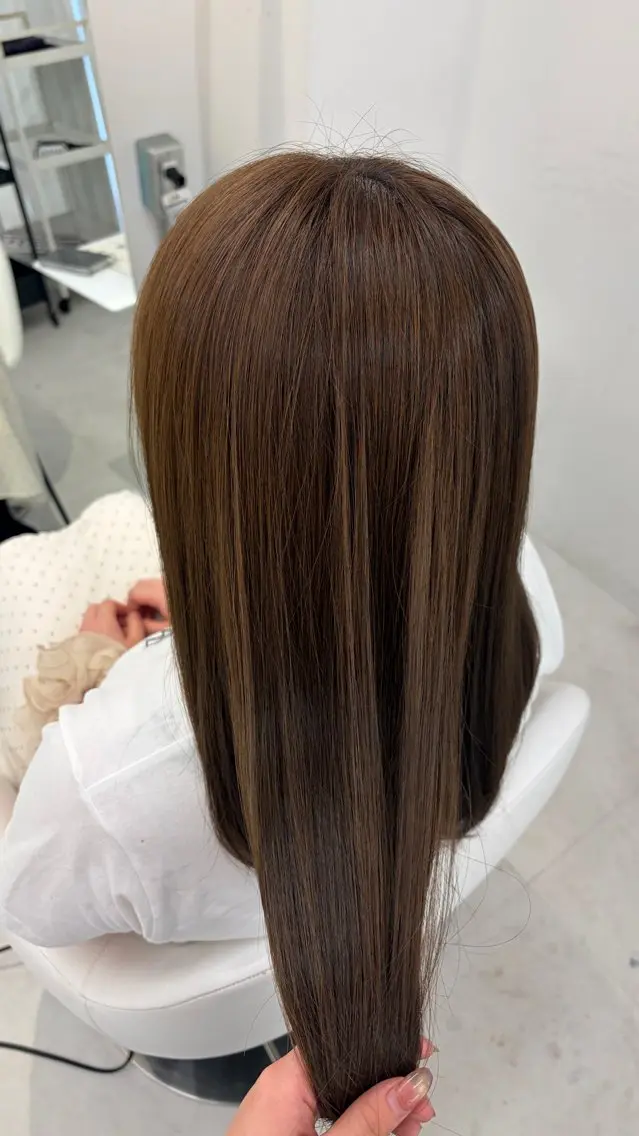 ミディアム 米野 寿利奈のヘアスタイル