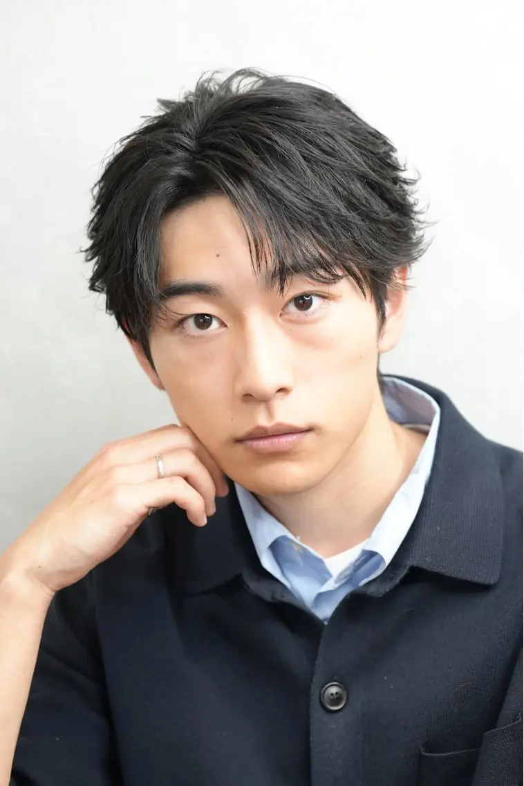 ショート センターパート特化 松本真那斗のヘアスタイル