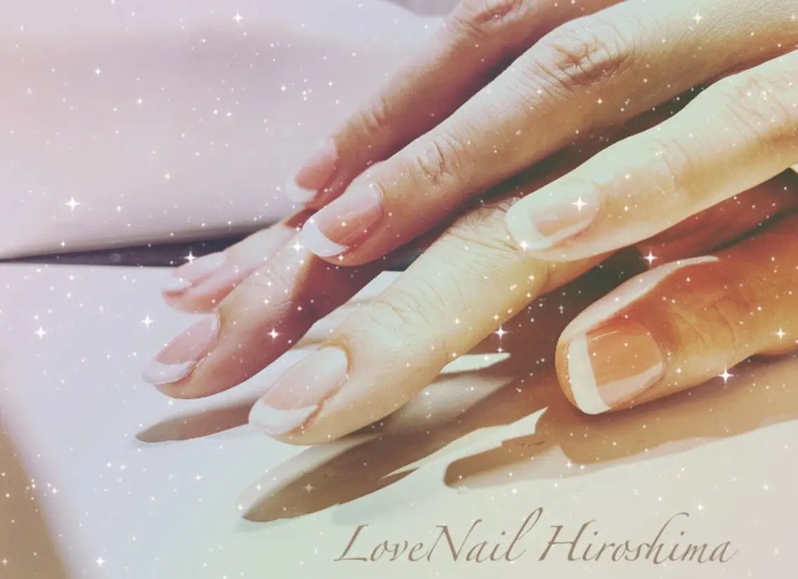 ネイル フレンチネイル LoveNail HIROSHIMAのネイルデザイン