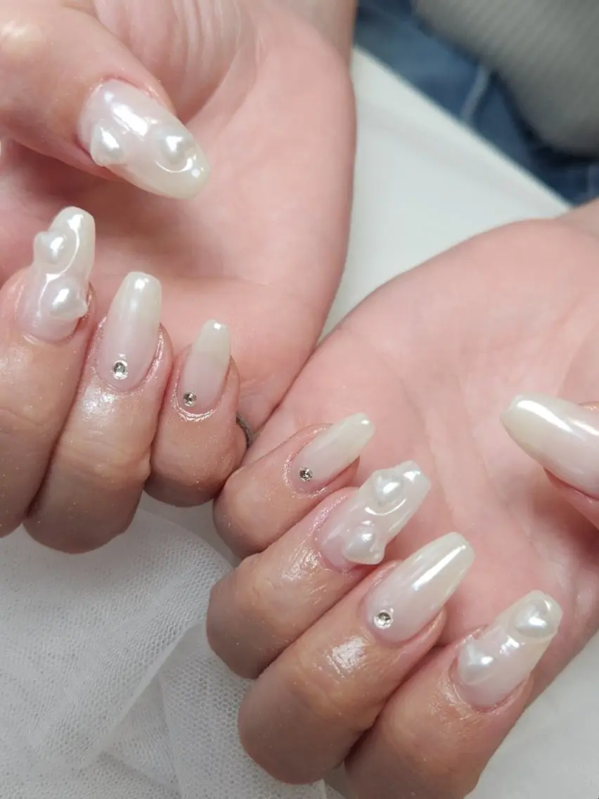 ネイル ジェルネイル ガーリー ハート 韓国ネイル ミラーネイル Nailroom3  古屋のネイルデザイン