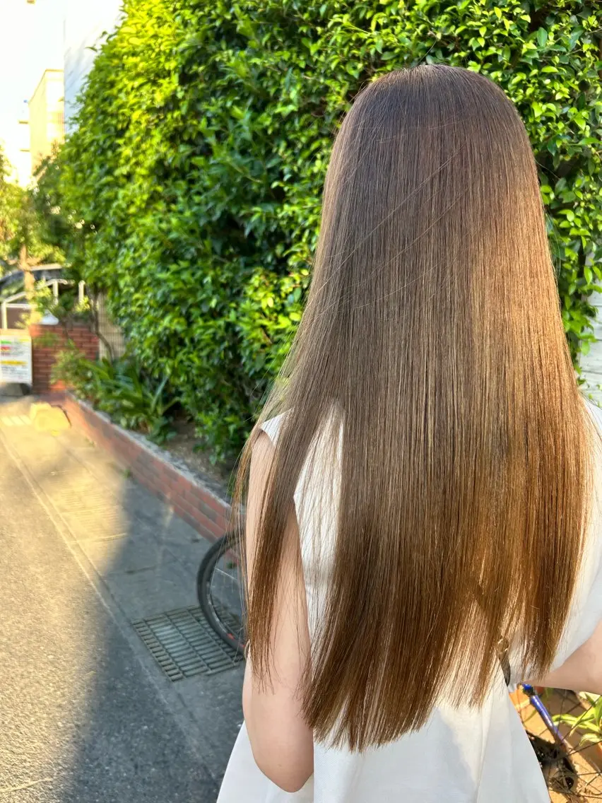 ロング カラー ベージュカラー ブリーチ ダブルカラー ブリーチなしカラー story 増田 わかなのヘアスタイル