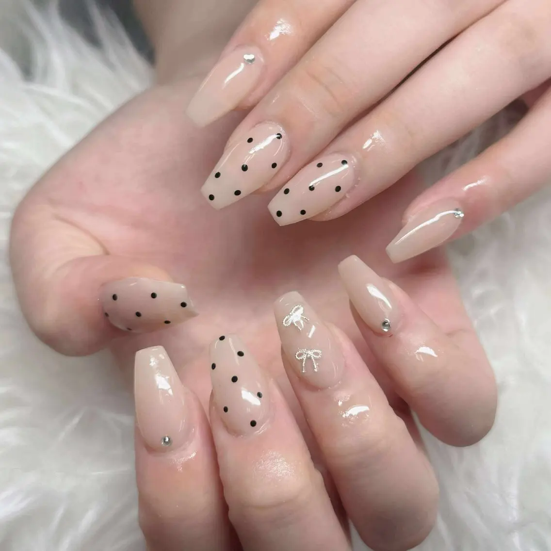 ネイル チークネイル 長さ出し フットネイル マグネットネイル 持ち込み ハンドネイル ANH NAIL ゴテゴテ専門店💎のネイルデザイン