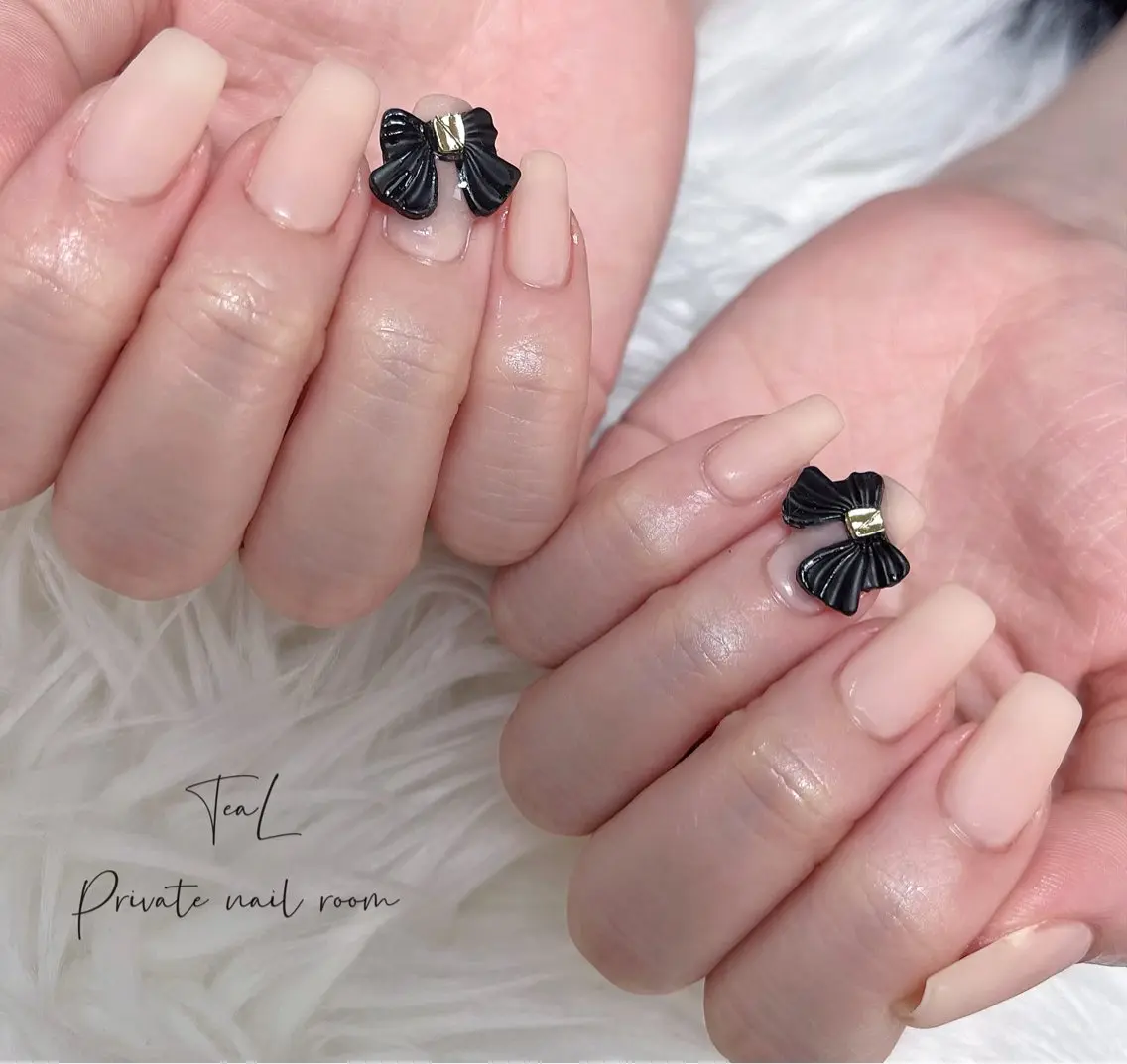 ネイル マットネイル リボン シンプルネイル TeaL nailのネイルデザイン