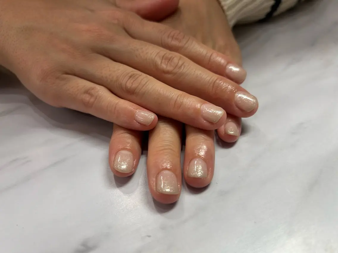 ネイル グラデーション キラキラネイル N. kurumiのネイルデザイン