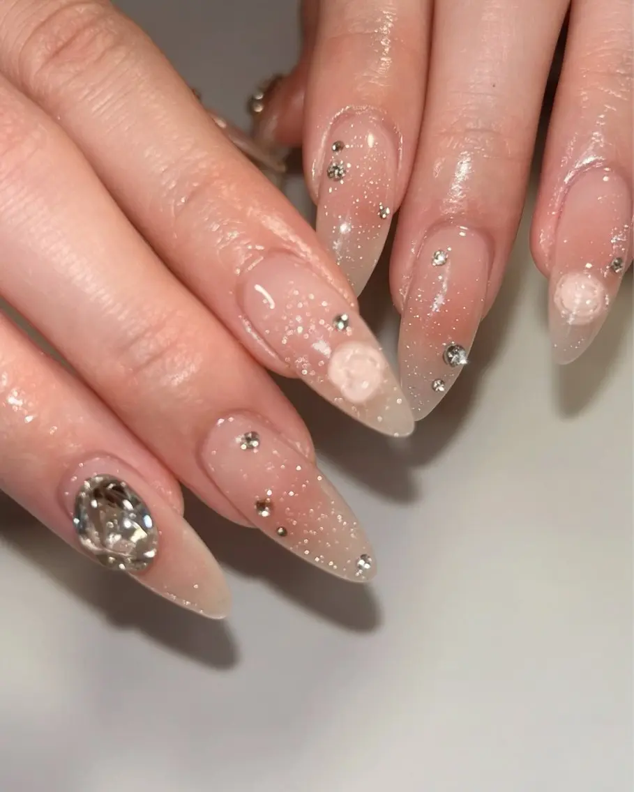 ネイル ハンドネイル EmaNail🎀 Haaruのネイルデザイン