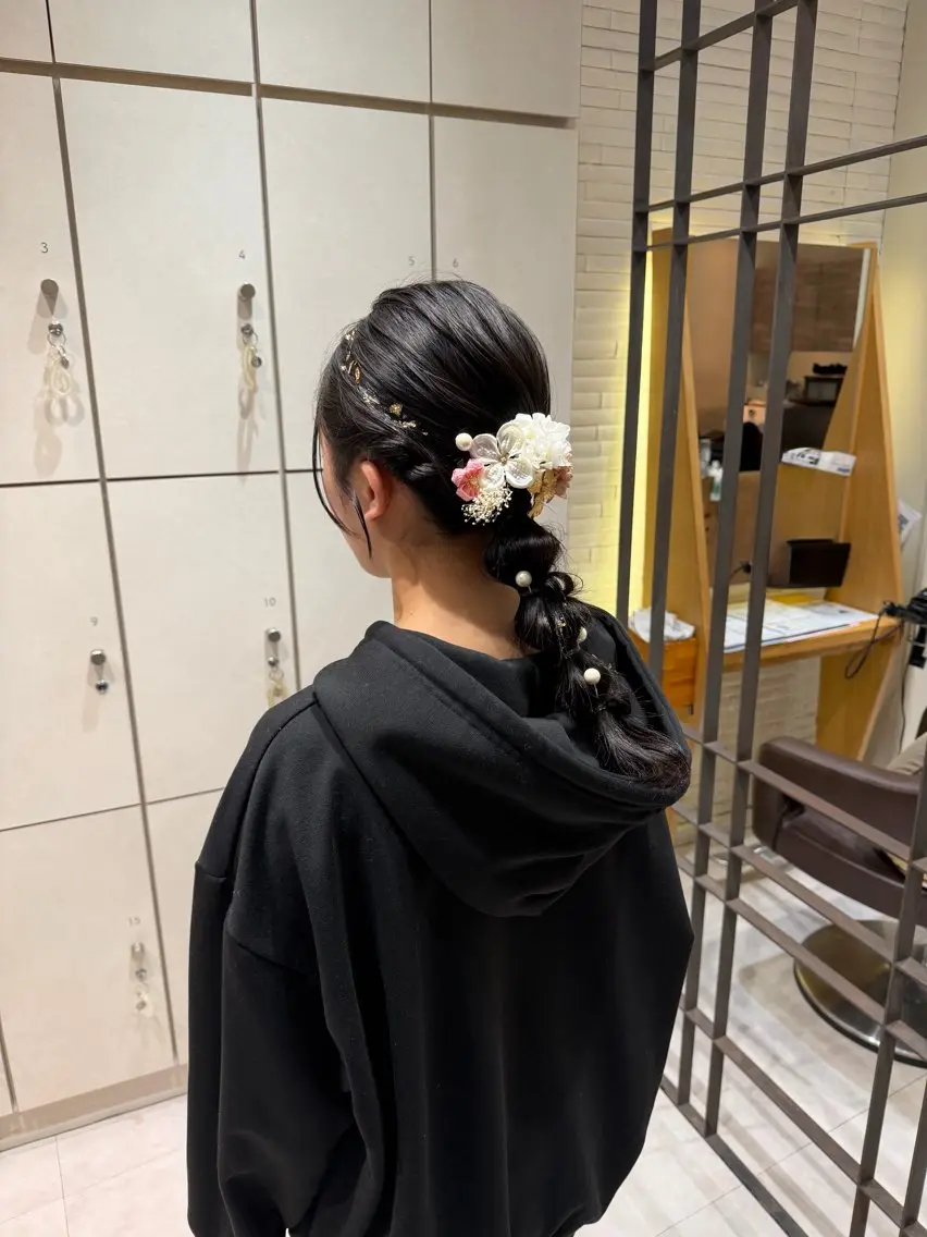 ヘアアレンジ 卒業式のヘアスタイル 吉川沙知 /ナチュラルカラーのヘアスタイル