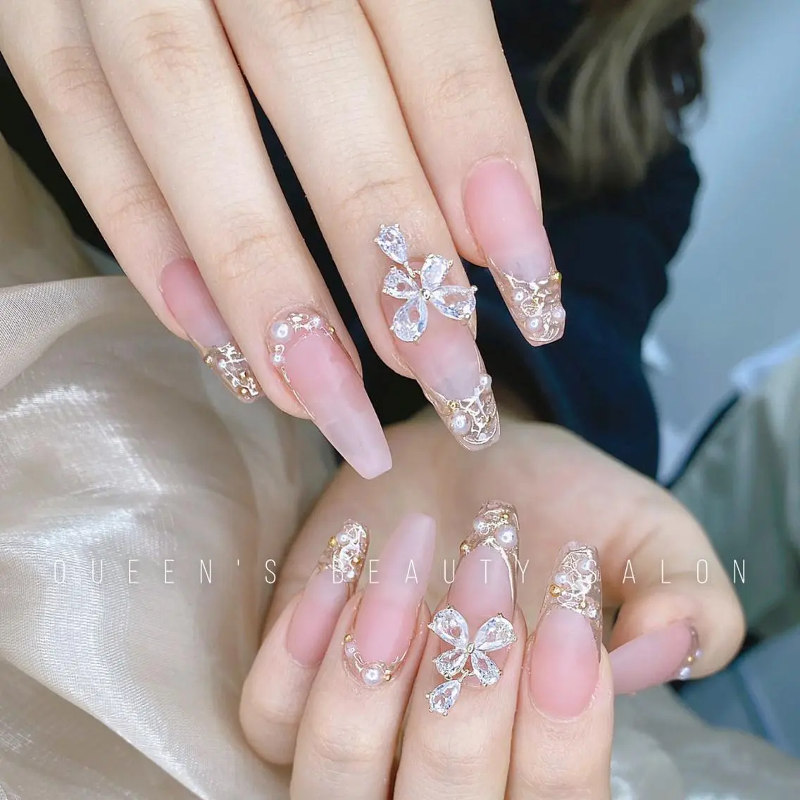 ネイル ハンドネイル Queens マオのネイルデザイン