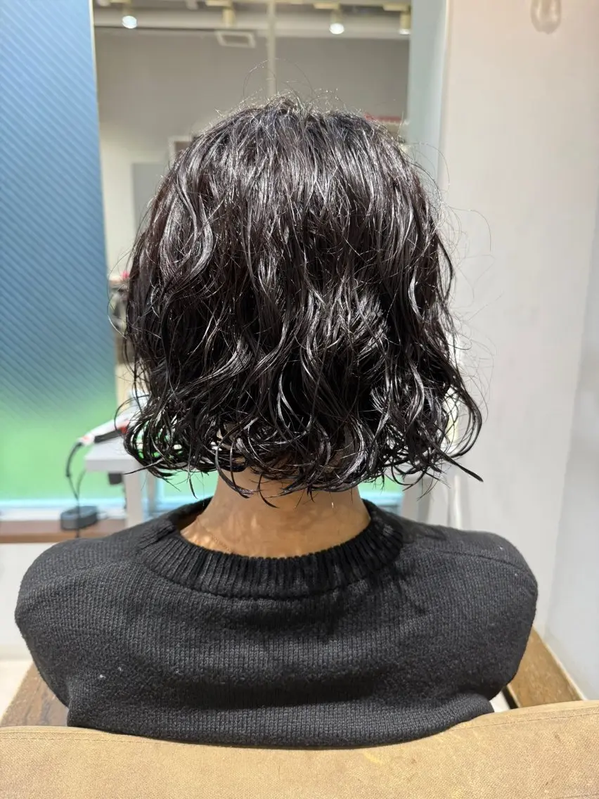 ショート パーマ ボブ ショートヘア 石原圭悟 /ショート/艶カラーのヘアスタイル