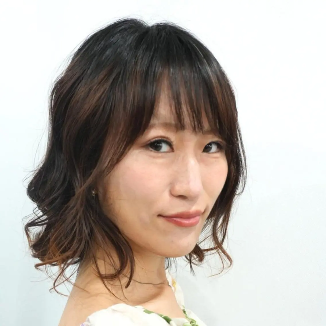 ミディアム カラー パーマ ボブ レイヤーカット シースルーバング Endearing 銀座/レイヤーカットのヘアスタイル