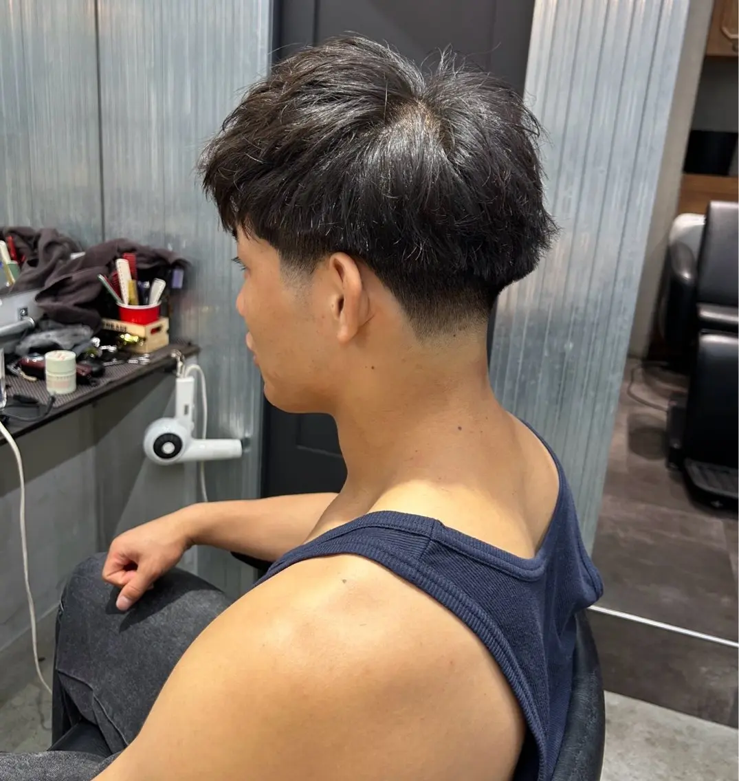 ショート メンズ フェードカット カット ヘアセット 明大前/フェード /海外パーマ/岳のヘアスタイル