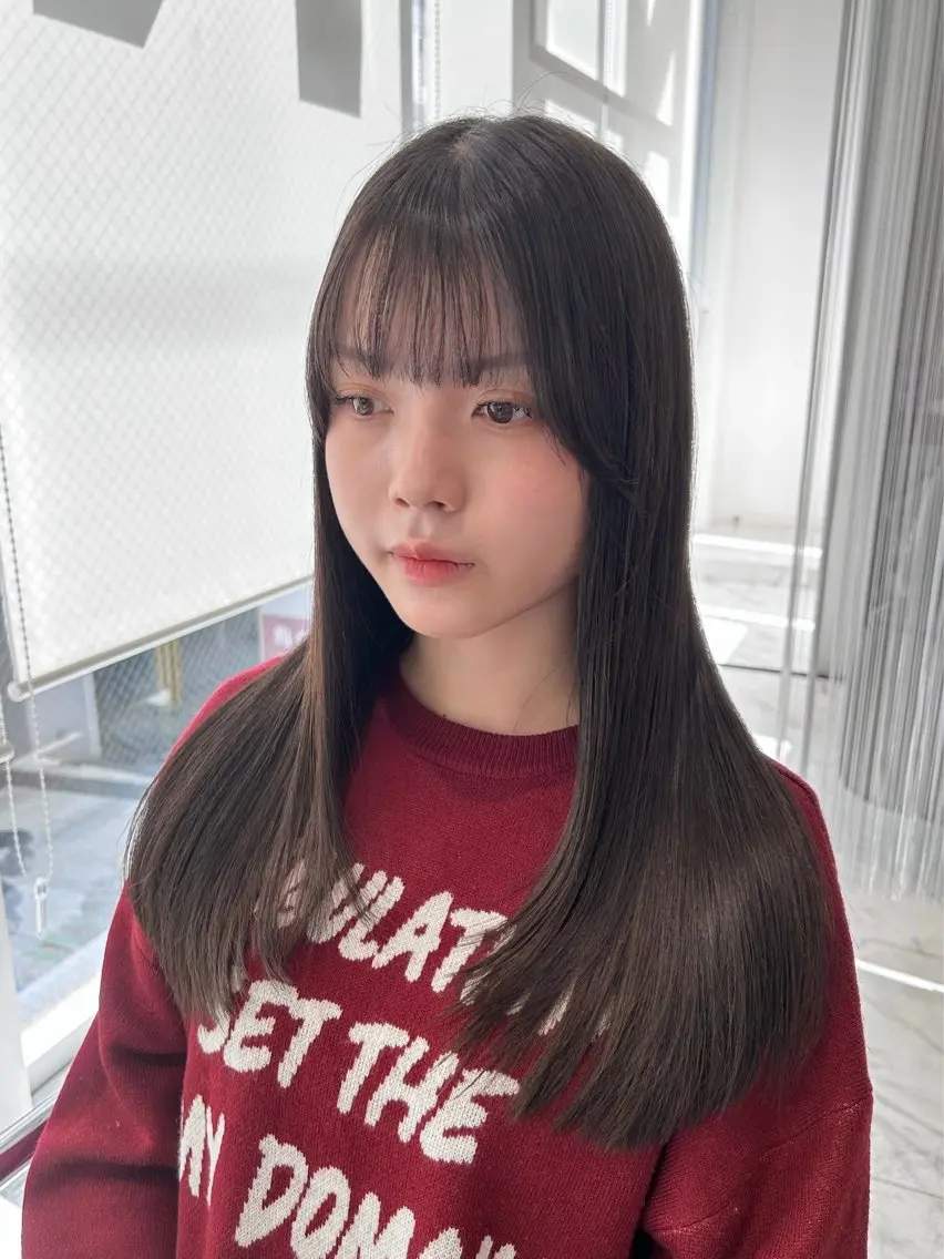 ロング レイヤーカット 越智 彩心のヘアスタイル