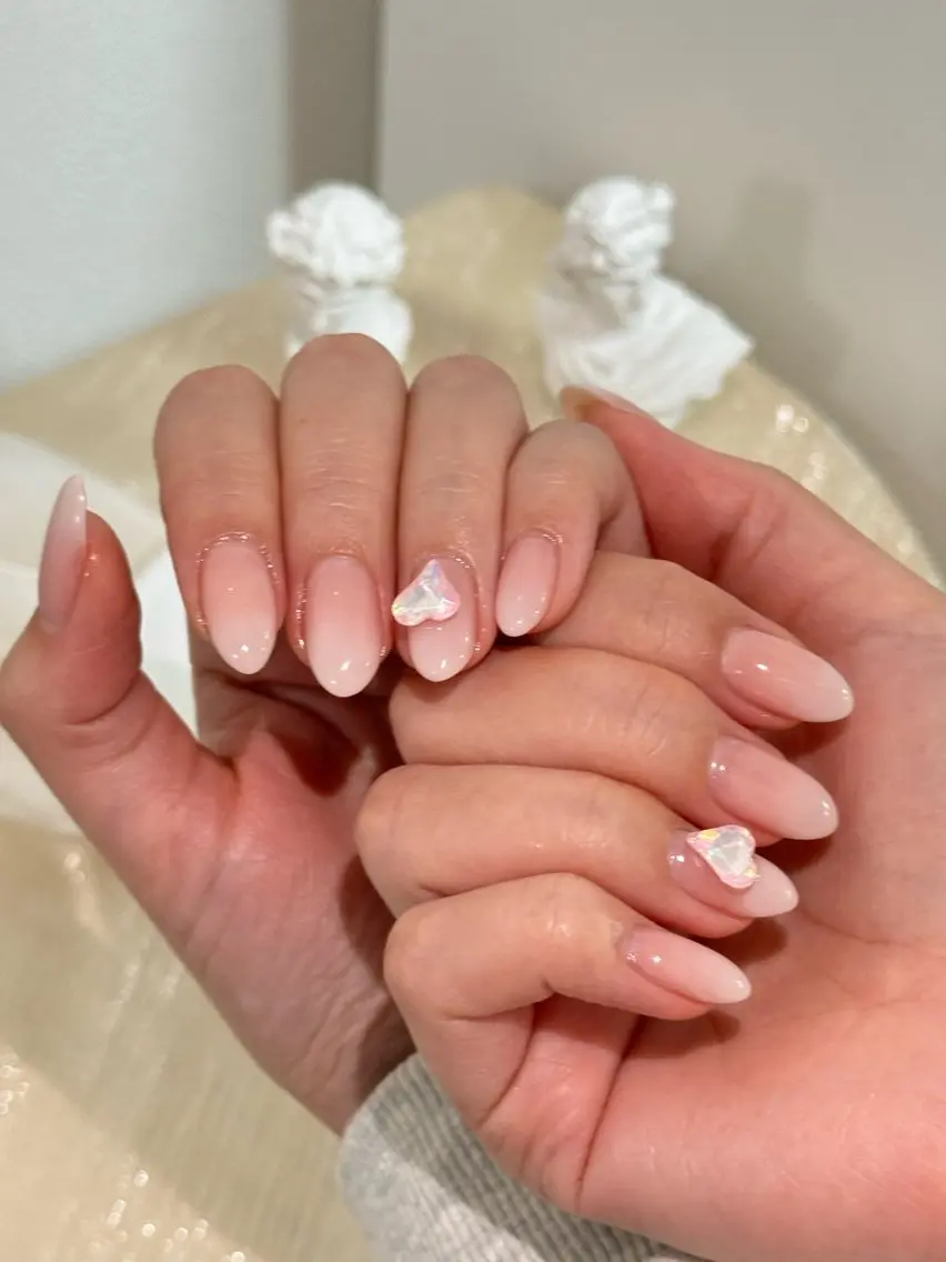 ネイル アートネイル オーロラネイル チークネイル フレンチネイル ガラスフレンチ 🎀🎀YooLi Nail Salonのネイルデザイン