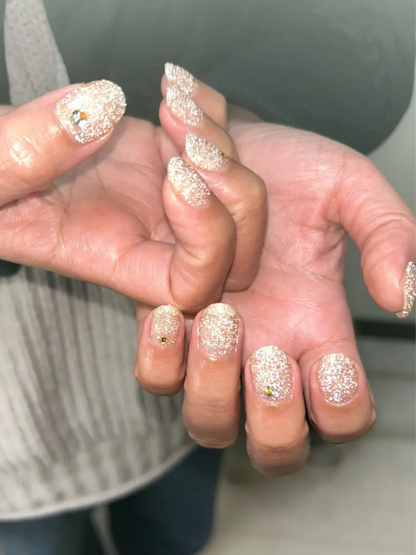ネイル フラッシュネイル ストーンネイル 黄色 ハンドネイル ten nail salon かえでのネイルデザイン