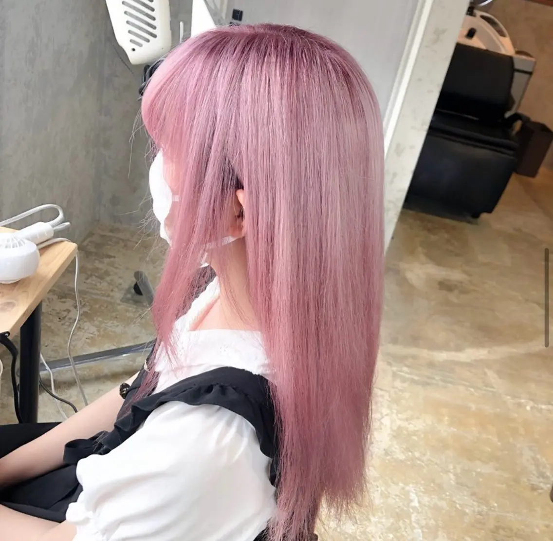 ロング カラー lore umeのヘアスタイル