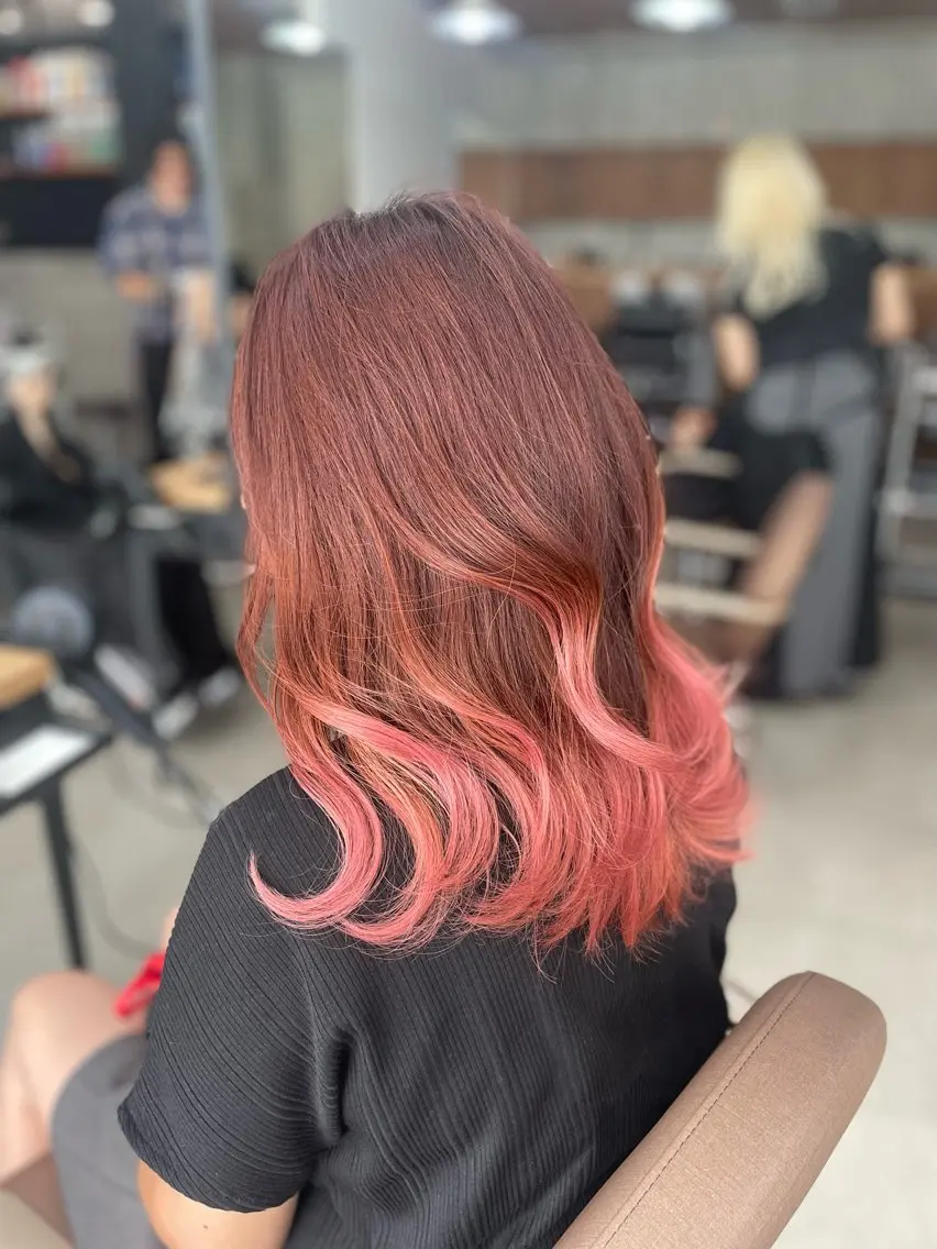ミディアム ヘアカラー 横山 奈央のヘアスタイル