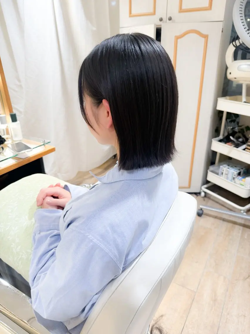 ミディアム カラー 切りっぱなしボブ ボブ 外ハネヘア カット トリートメント ヘッドスパ ✨カラー支持No.1 🧸ワキ カナコ🧸のヘアスタイル