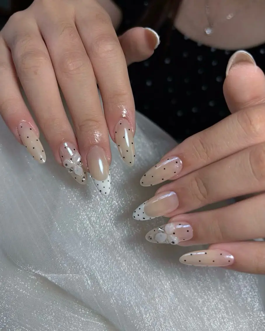 ネイル 水色 マグネットネイル ニュアンスネイル オフィスネイル ワンカラーネイル ハンドネイル Squen Nail shinjukuのネイルデザイン