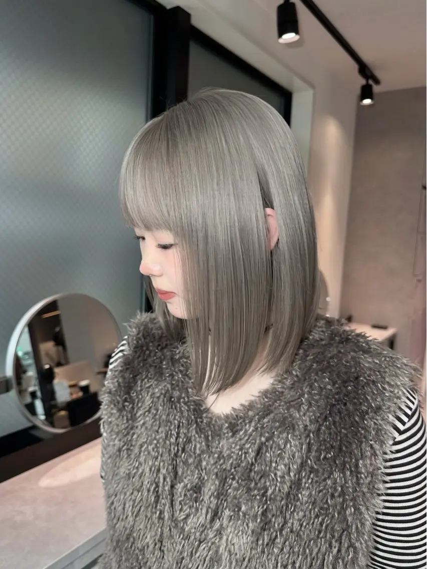 ショート ヘアカラー ミルクティー/韓国ヘ アHaruka🎀のヘアスタイル