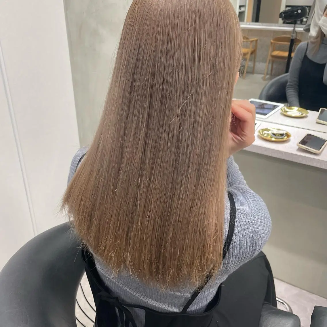 セミロング カラー ベージュカラー ミルクティーベージュ 堀田 将輝のヘアスタイル