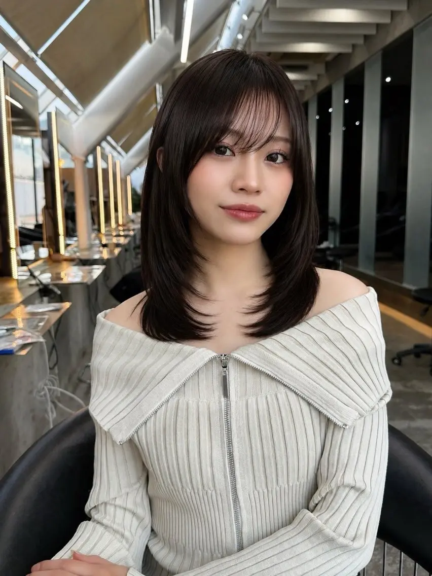 ミディアム カラー カット ヘアカラー 縮毛矯正 トリートメント 🦋韓国風レイヤー/ 艶髪矯正🦋凛太郎のヘアスタイル