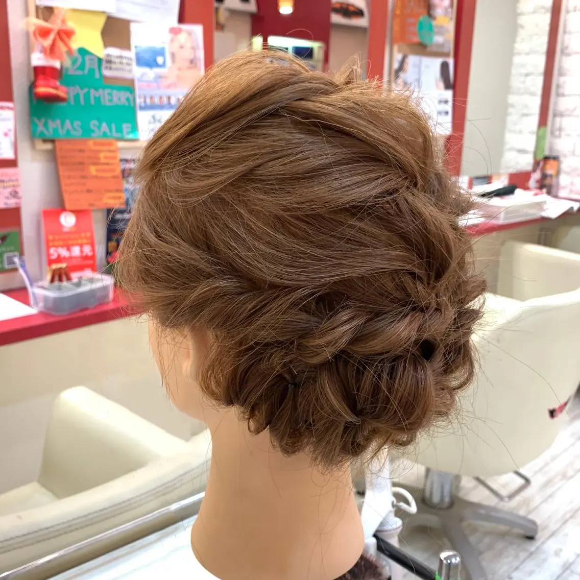 セミロング 櫻井 なんなのヘアスタイル