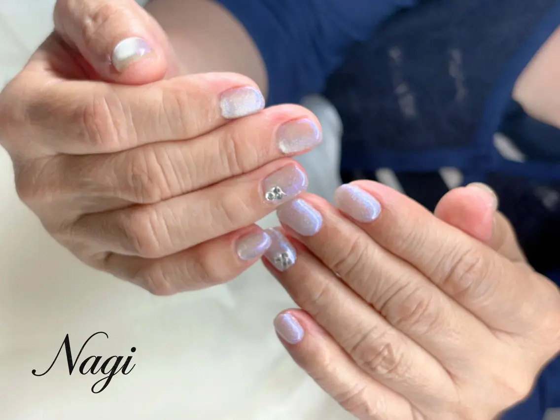 ネイル キラキラネイル マグネットネイル パープル シンプルネイル Nagi  Nail 本山のネイルデザイン