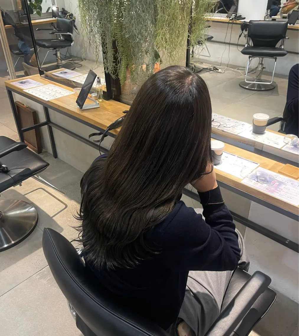 ロング カラー 透明感カラー ヘアカラー とば みゆうのヘアスタイル