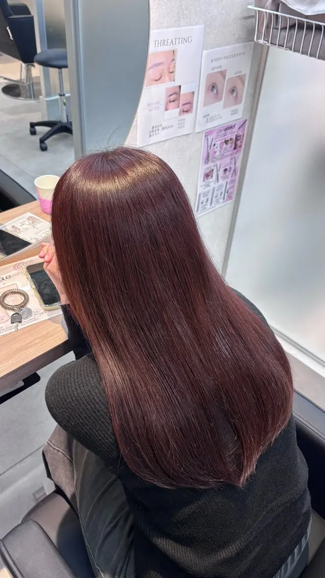 カラー ヘアカラー 米倉 陽菜のヘアスタイル
