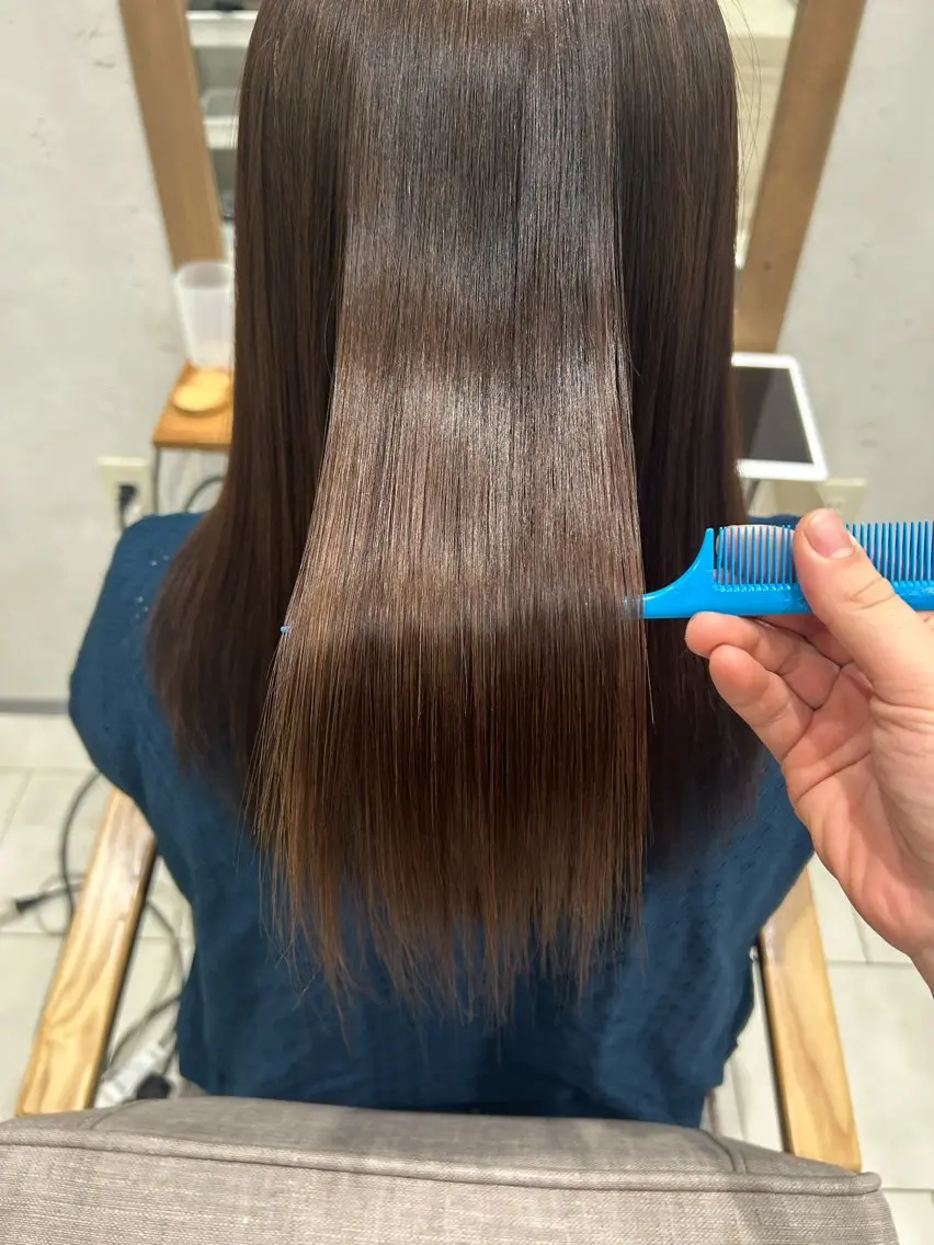 セミロング 縮毛矯正 櫻井 愛留のヘアスタイル