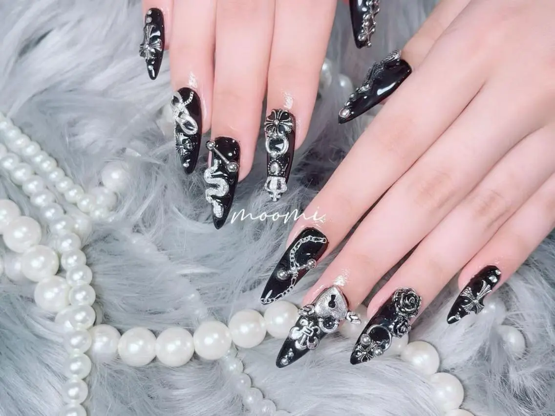 ネイル 長さ出し ジェルネイル グラデーション 韓国ネイル マグネットネイル moomi nail スカルプ専門のネイルデザイン
