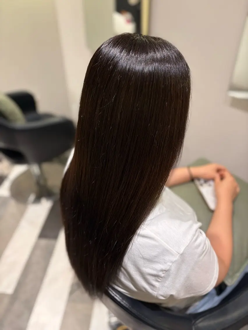 ロング カラー 久保 佑真のヘアスタイル