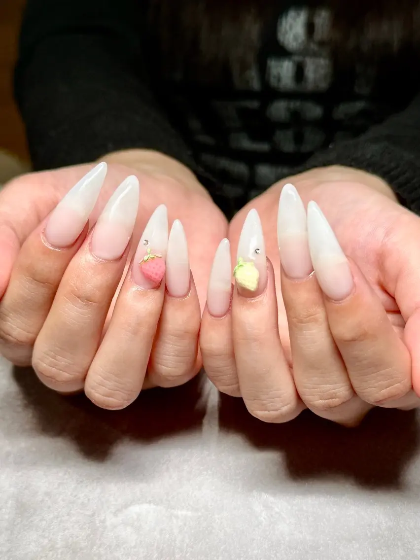 ネイル ハンドネイル nail salon 🍓Shantayのネイルデザイン