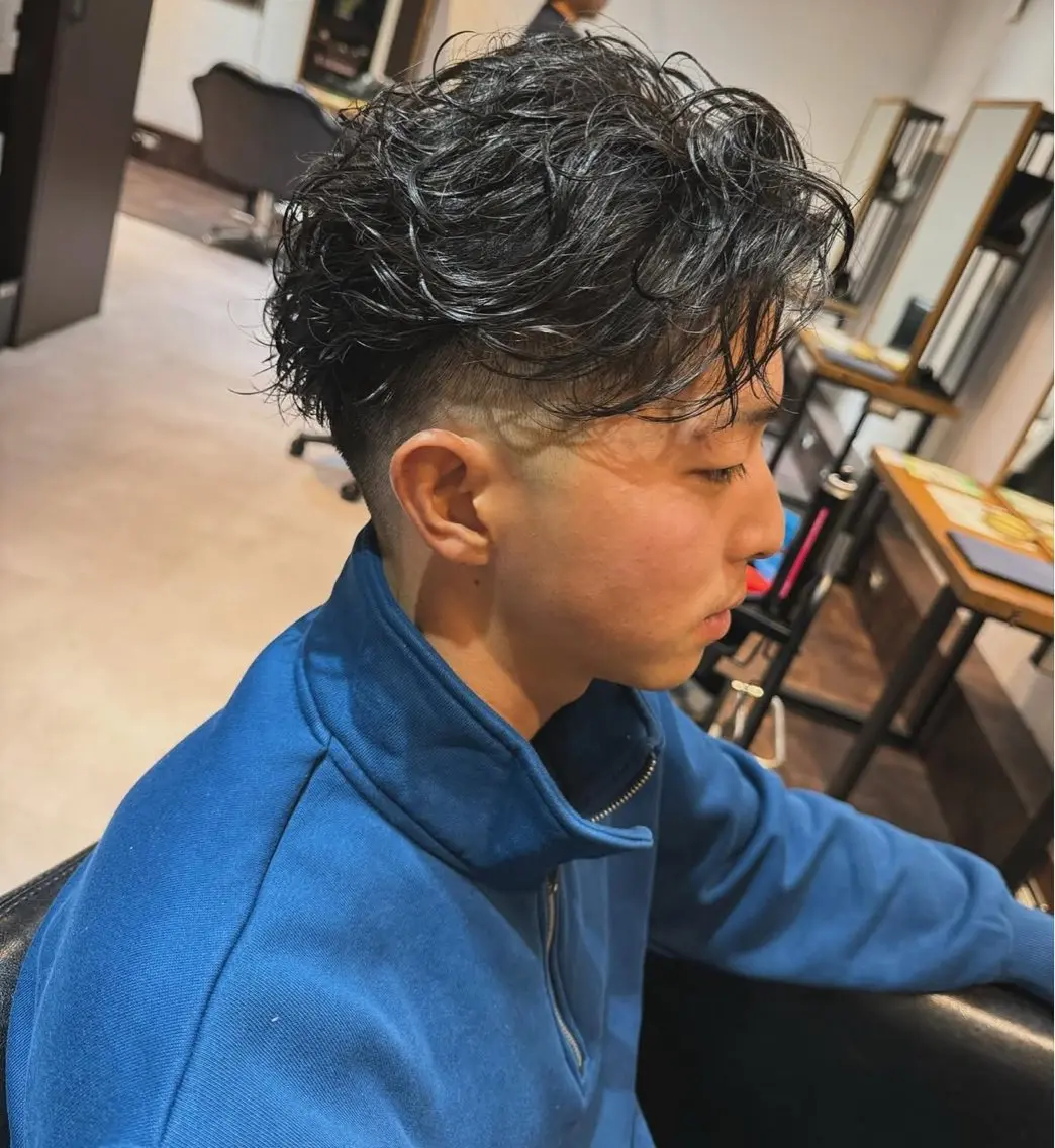 パーマ メンズ 松本 康佑のヘアスタイル